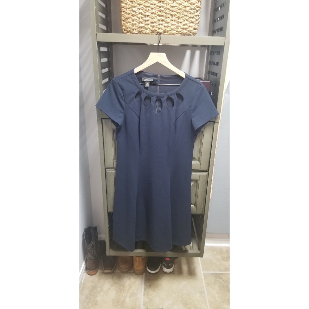 Blue knee length retro cutout dress
